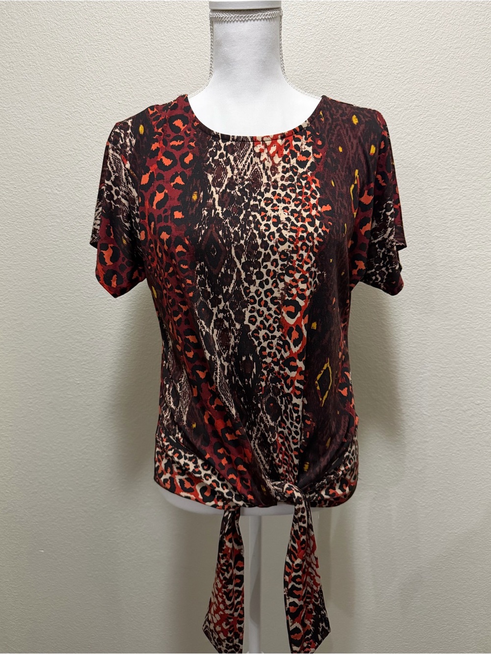 Est 1946 Cato black multi leopard print blouse with front waist tie, size XS